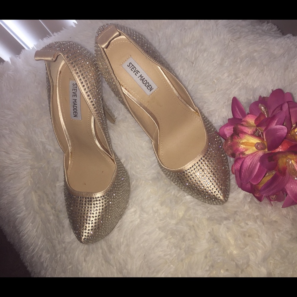 Bling Steve Madden shoe